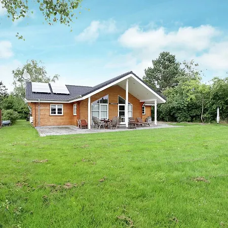 Holiday Home Astraede *