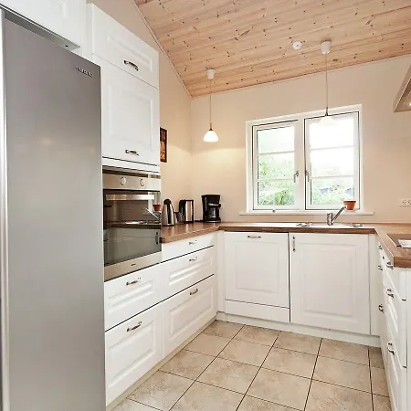 Holiday Home Astraede Prázdninový dům Rødbyhavn